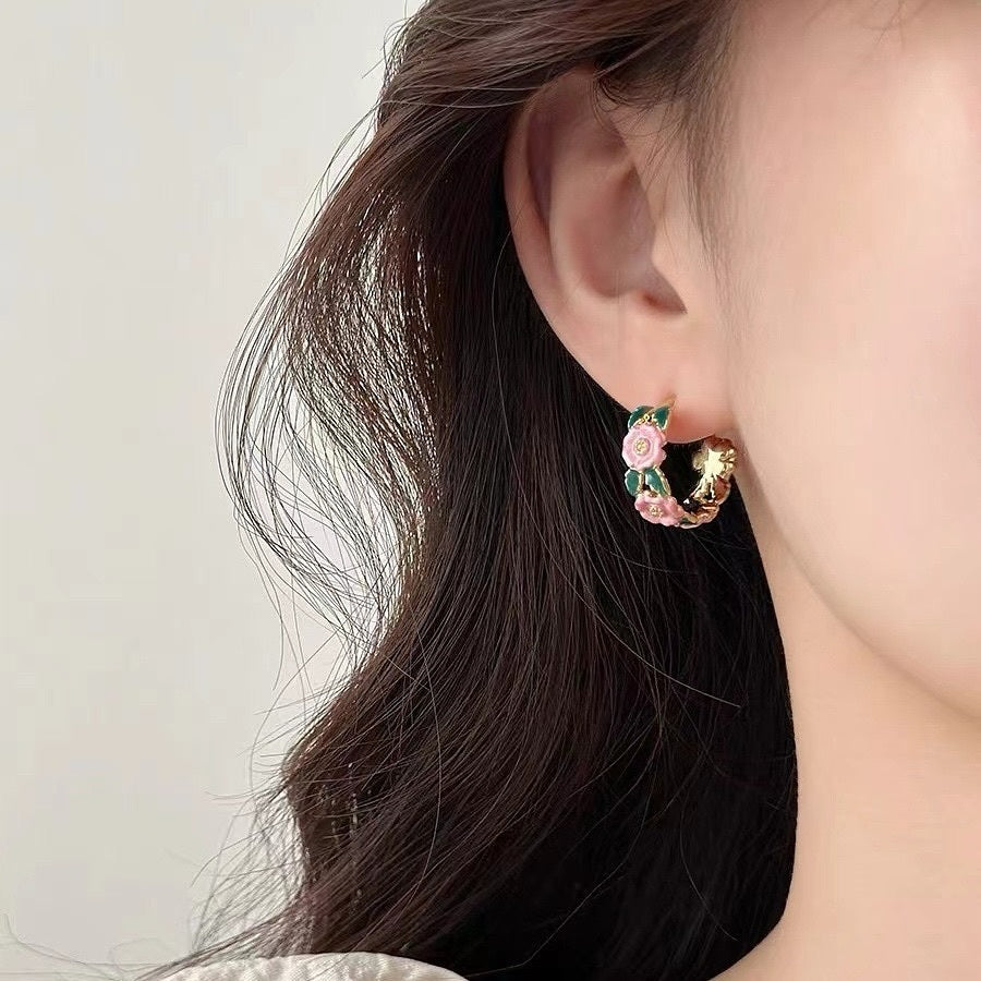 Daisy Flower Hoop Earrings for Women