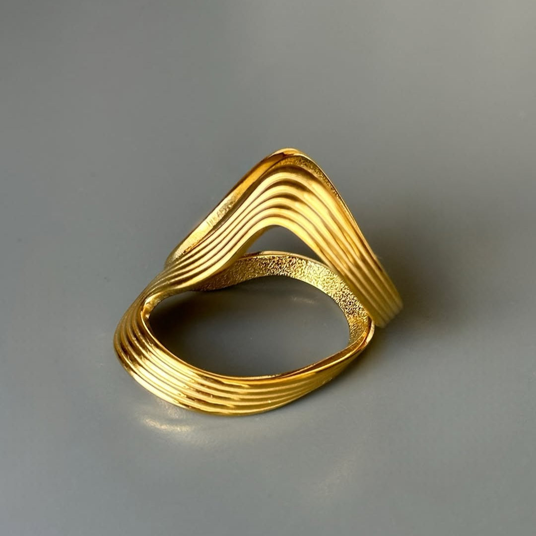 Alba Wave Enamel Ring