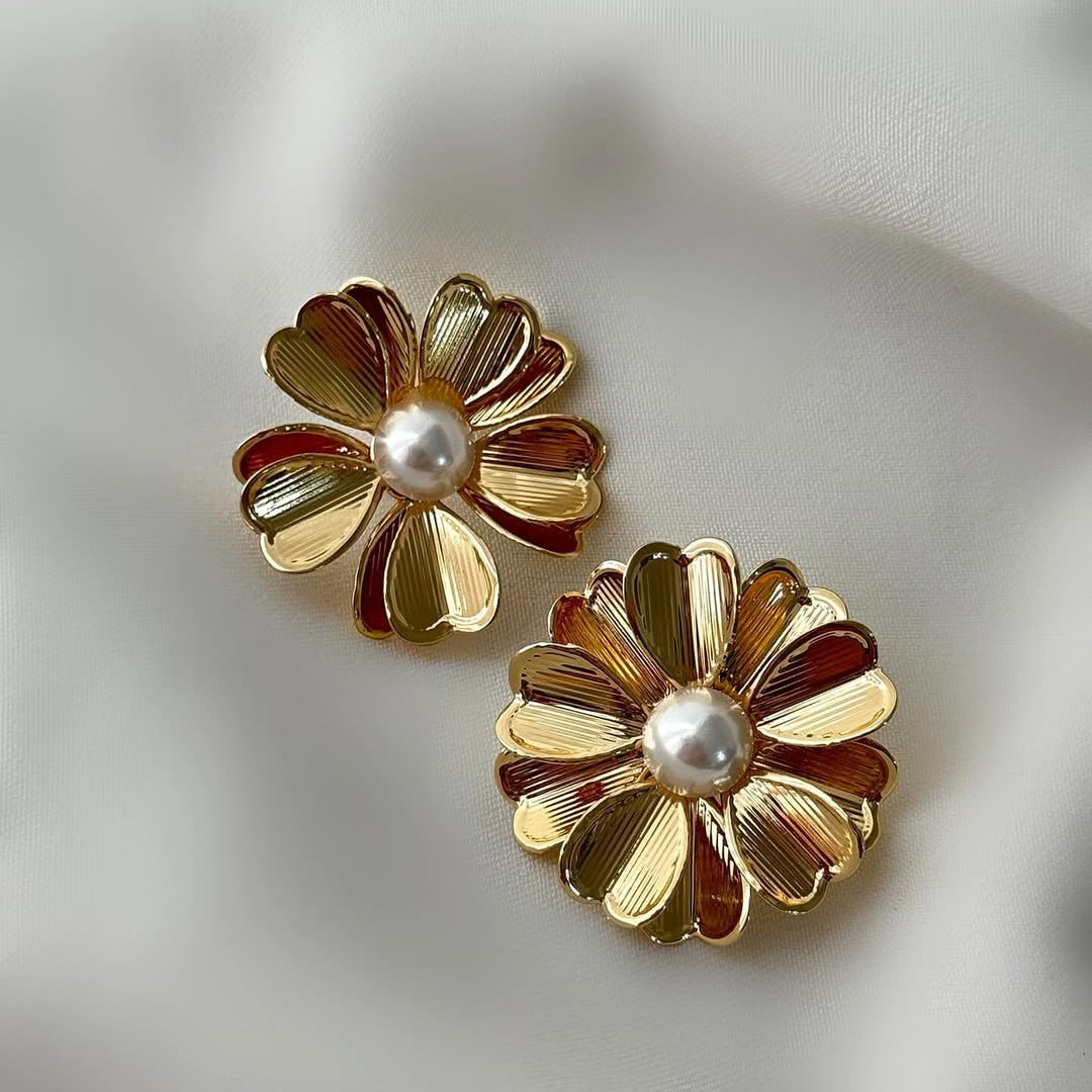 Lylah Gold Daisy Studs with Pearl