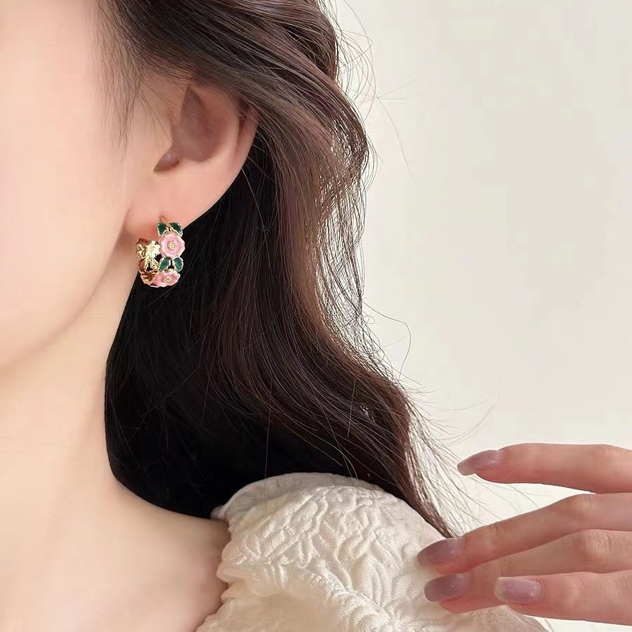 Daisy Flower Hoop Earrings for Women