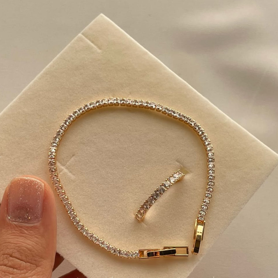 Zirconia Ring and Bracelet Set for Women