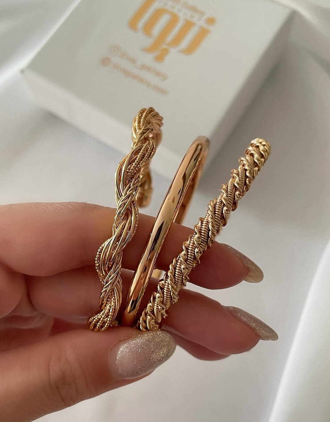 Elora Gold Twisted Bangle Bracelet Set