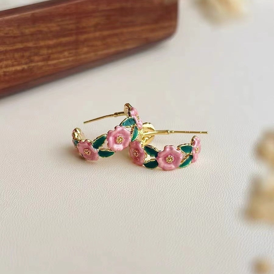 Daisy Flower Hoop Earrings for Women