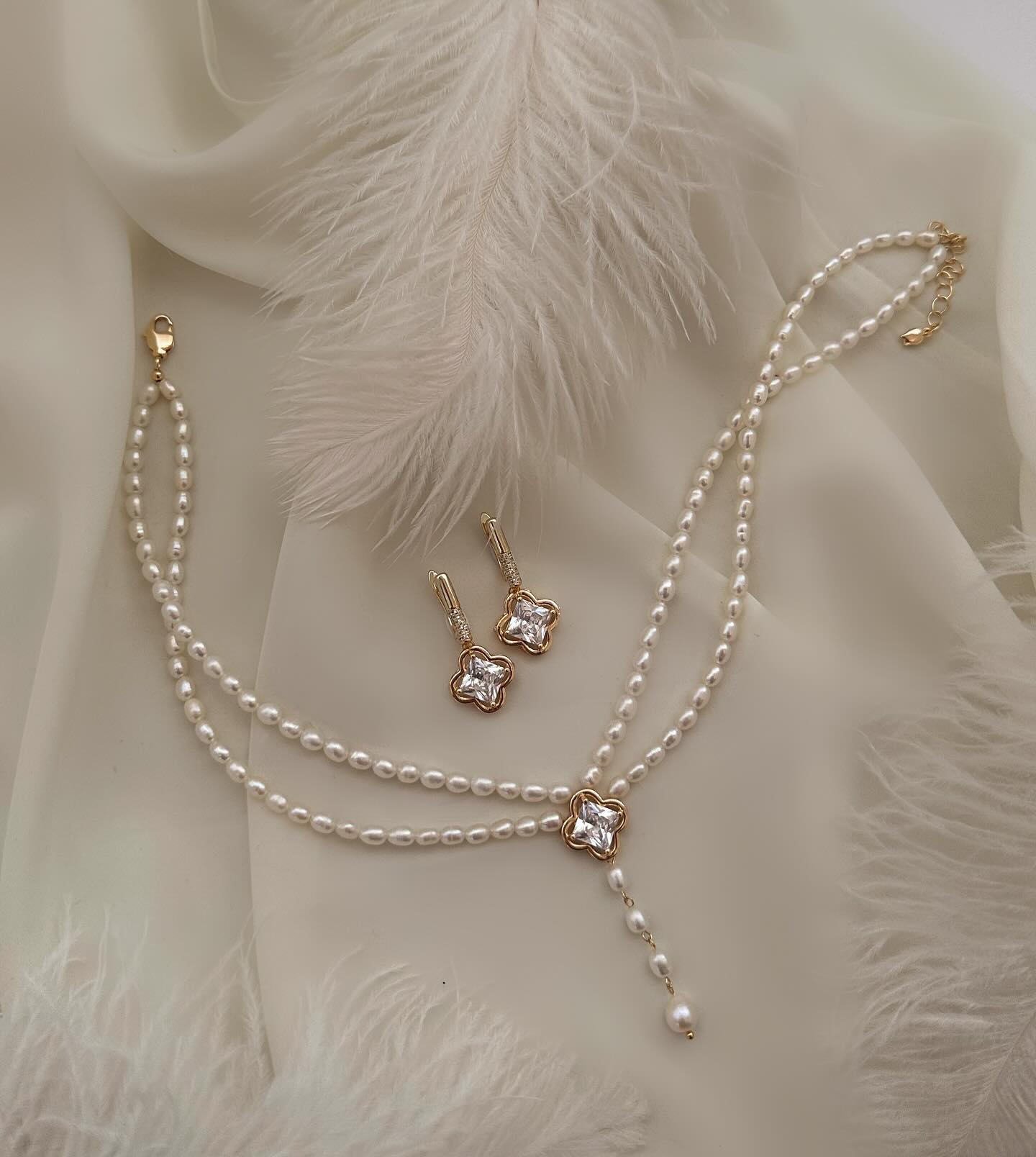 Maëlle Pearl Drop Choker Necklace & Earring Set