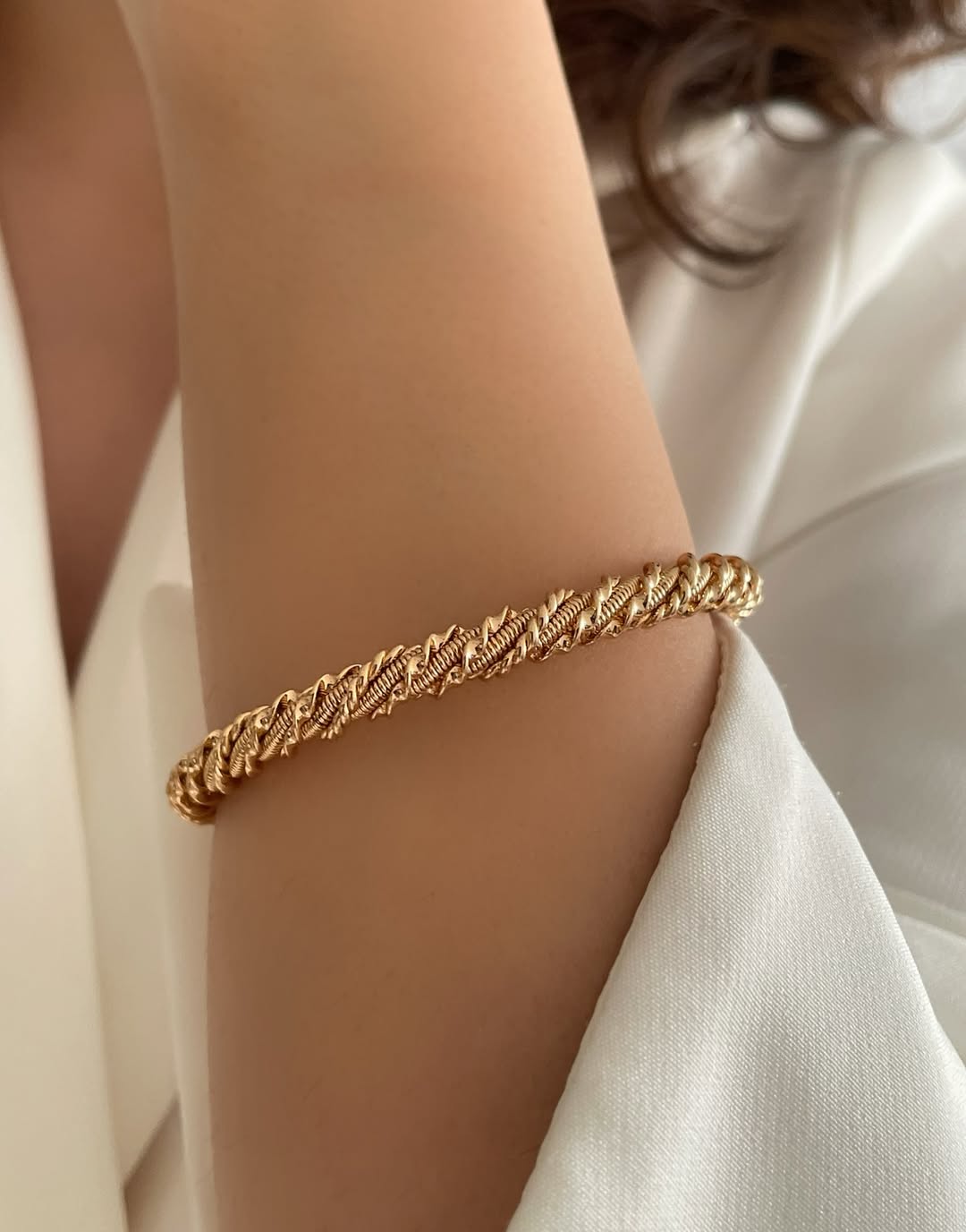 Elora Gold Twisted Bangle Bracelet Set