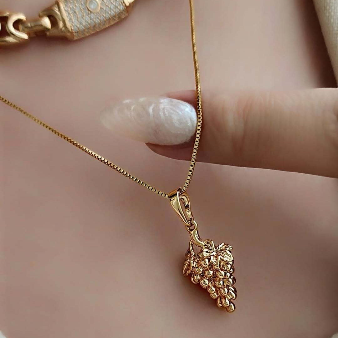 Gilded Grape Charm Jewelry Set (Earrings + Pendant)