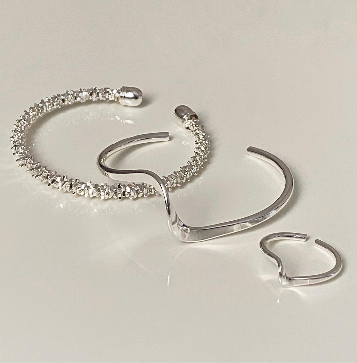 Fluid Curve Cuff & Ring Set