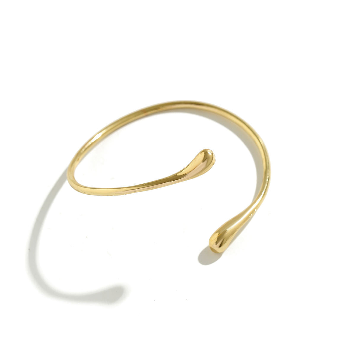 Sculpted Gold Arm Cuff for women