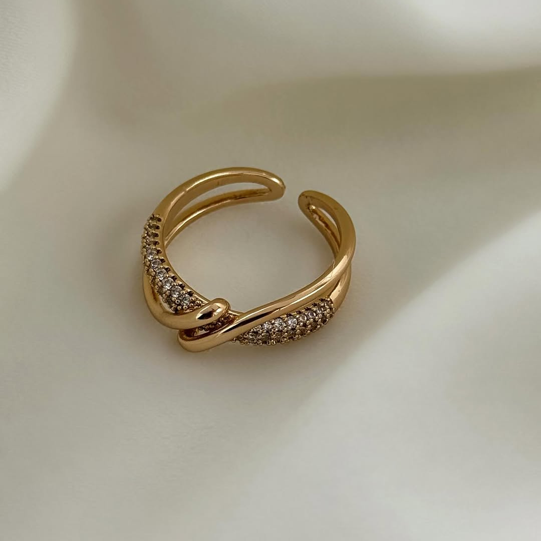 Zaina Criss-Cross Gold Ring