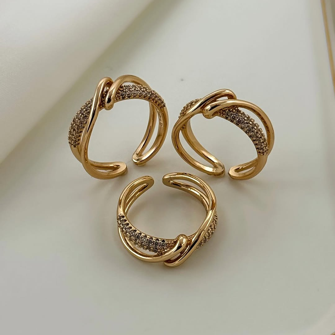 Zaina Criss-Cross Gold Ring
