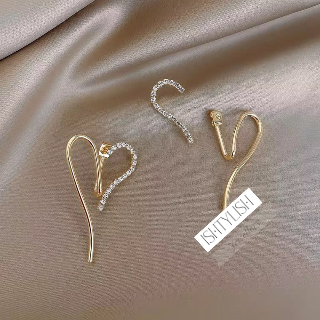 Léa Sculpted Heart Hoop Earrings