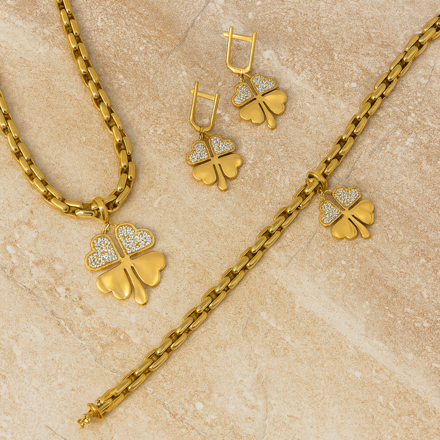 Seraphina Clover Ensemble Set