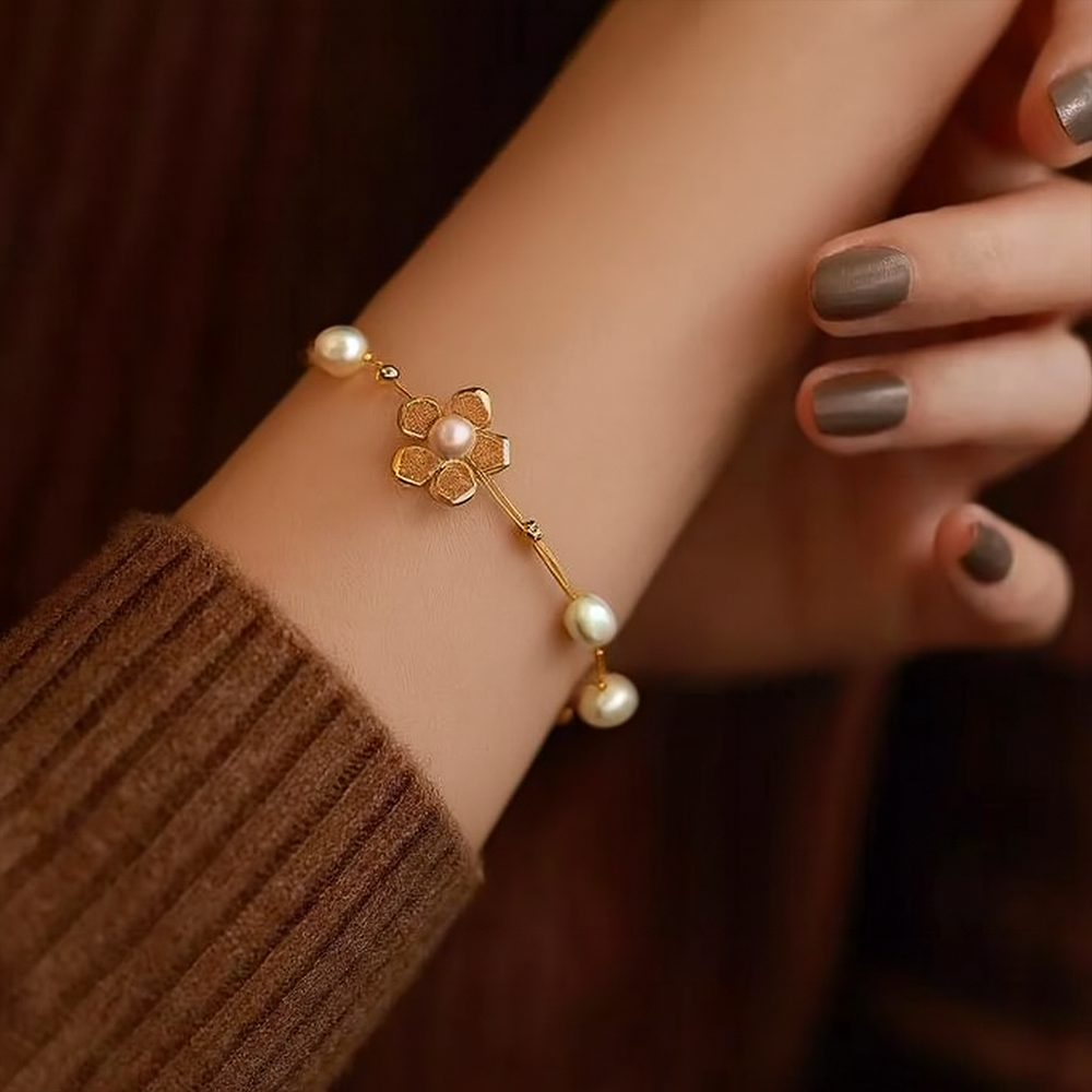 Sena Golden Petal Pearl Bracelet