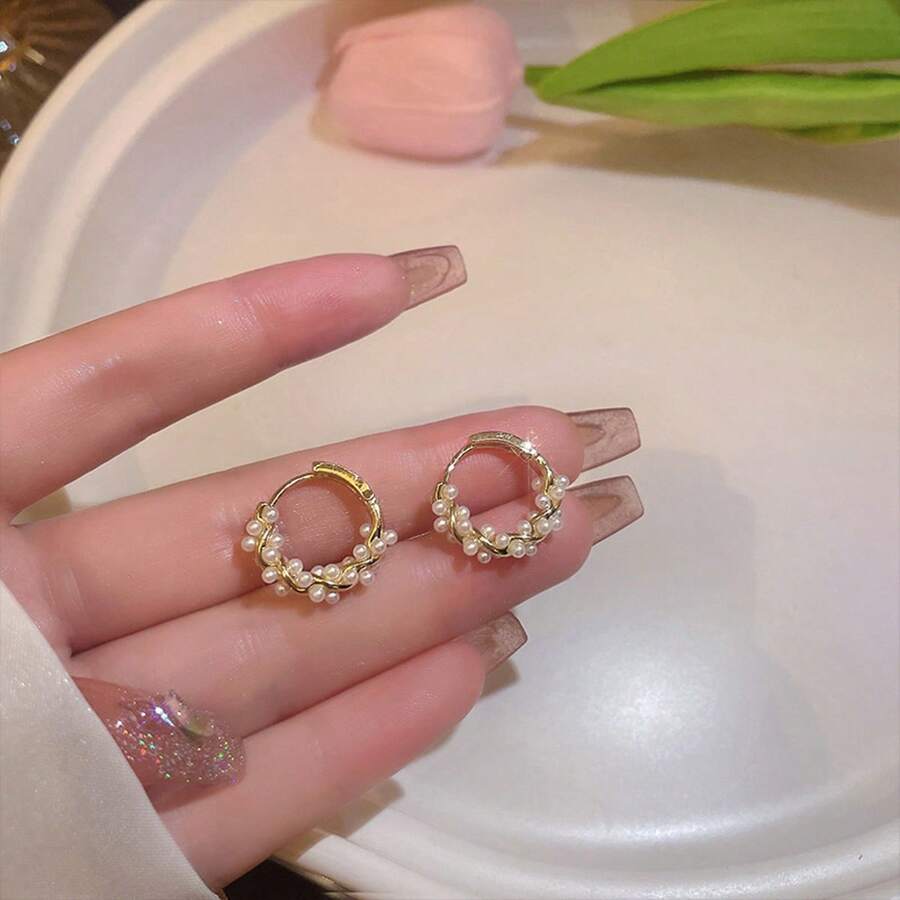 Elsa Pearl Twist Hoops