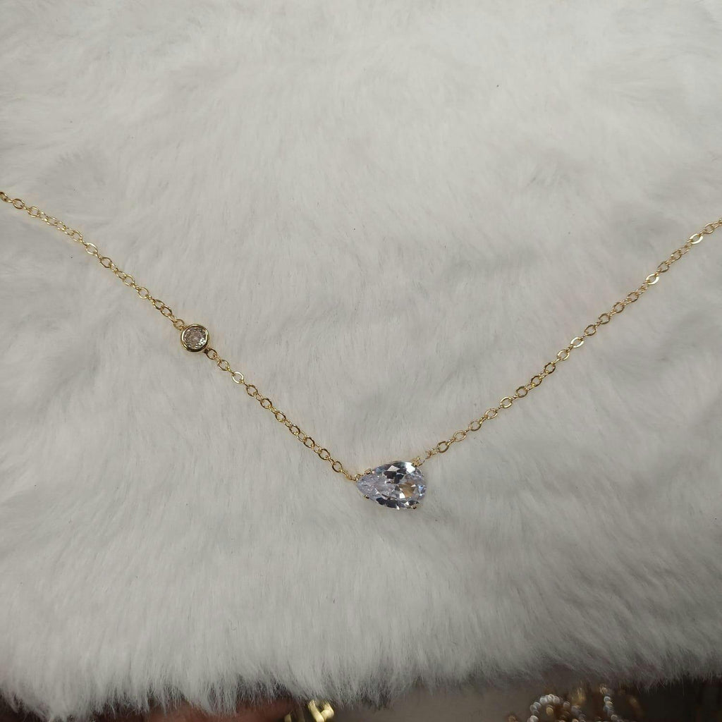 Lira Teardrop Pendant