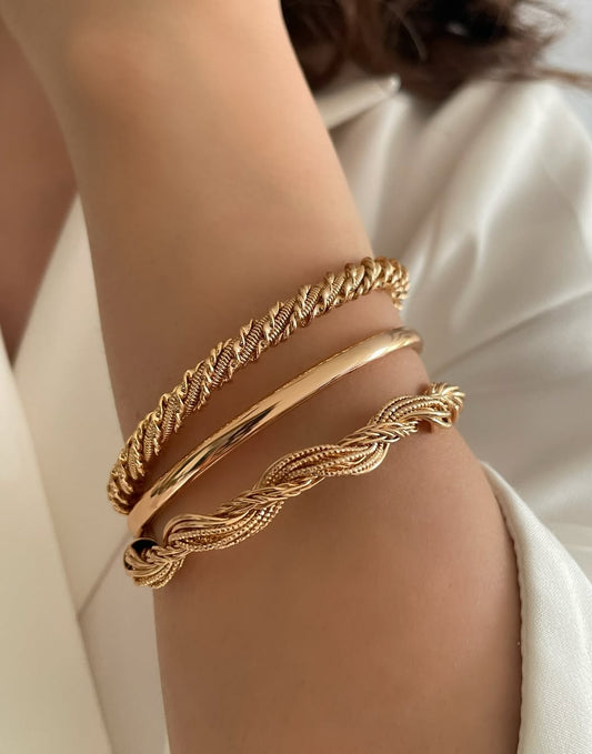 Elora Gold Twisted Bangle Bracelet Set