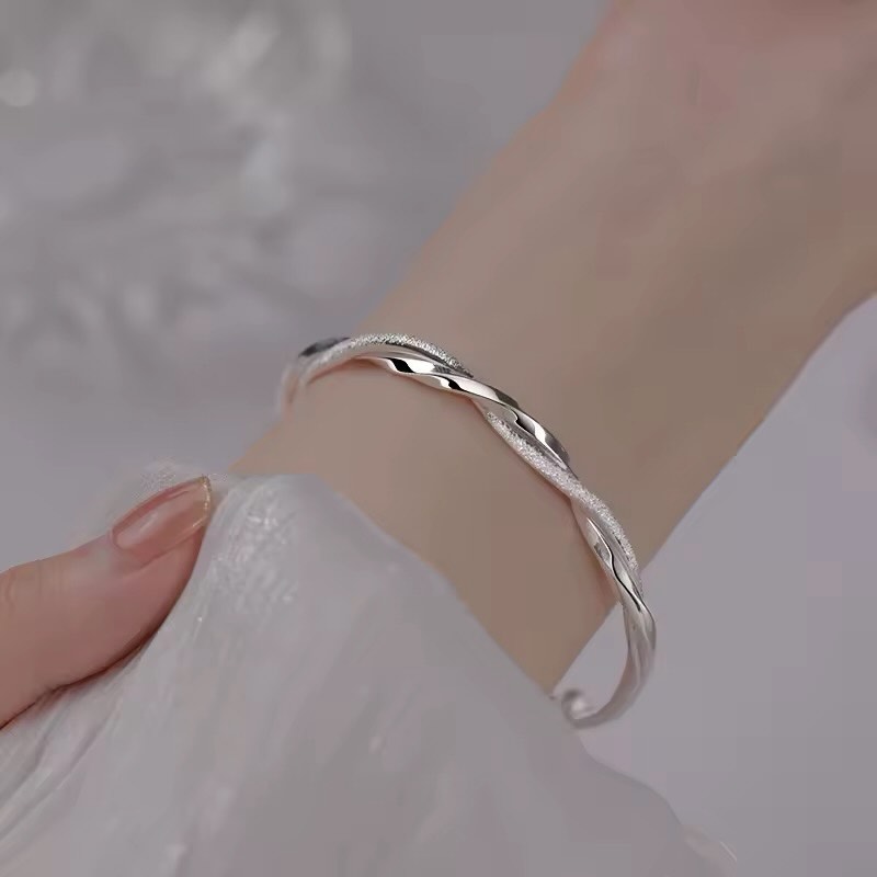 Aurora Twist Adjustable Bangle