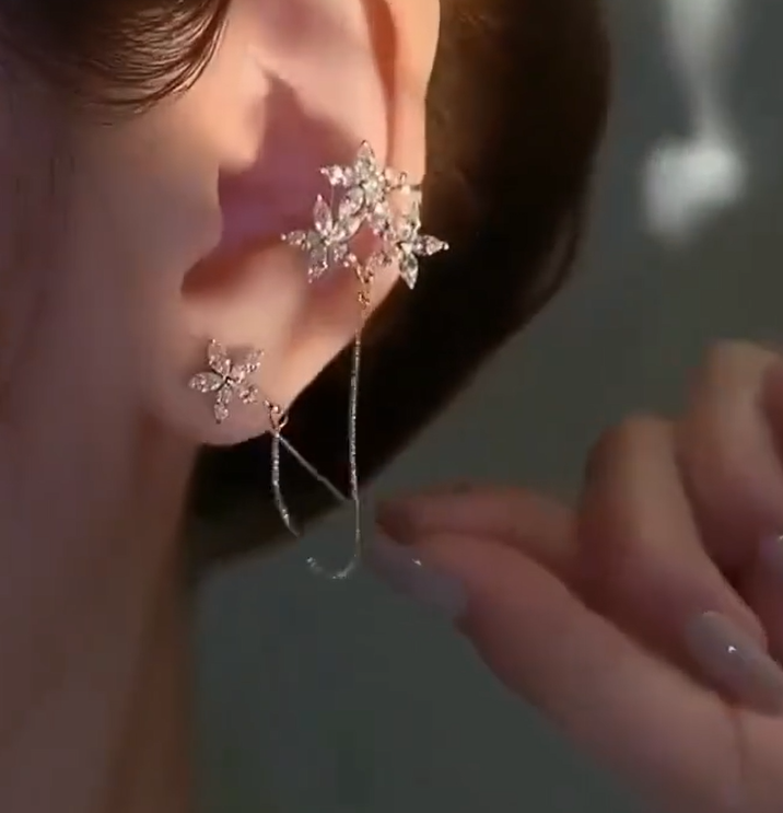 Eirielle Vine Ear Cuff