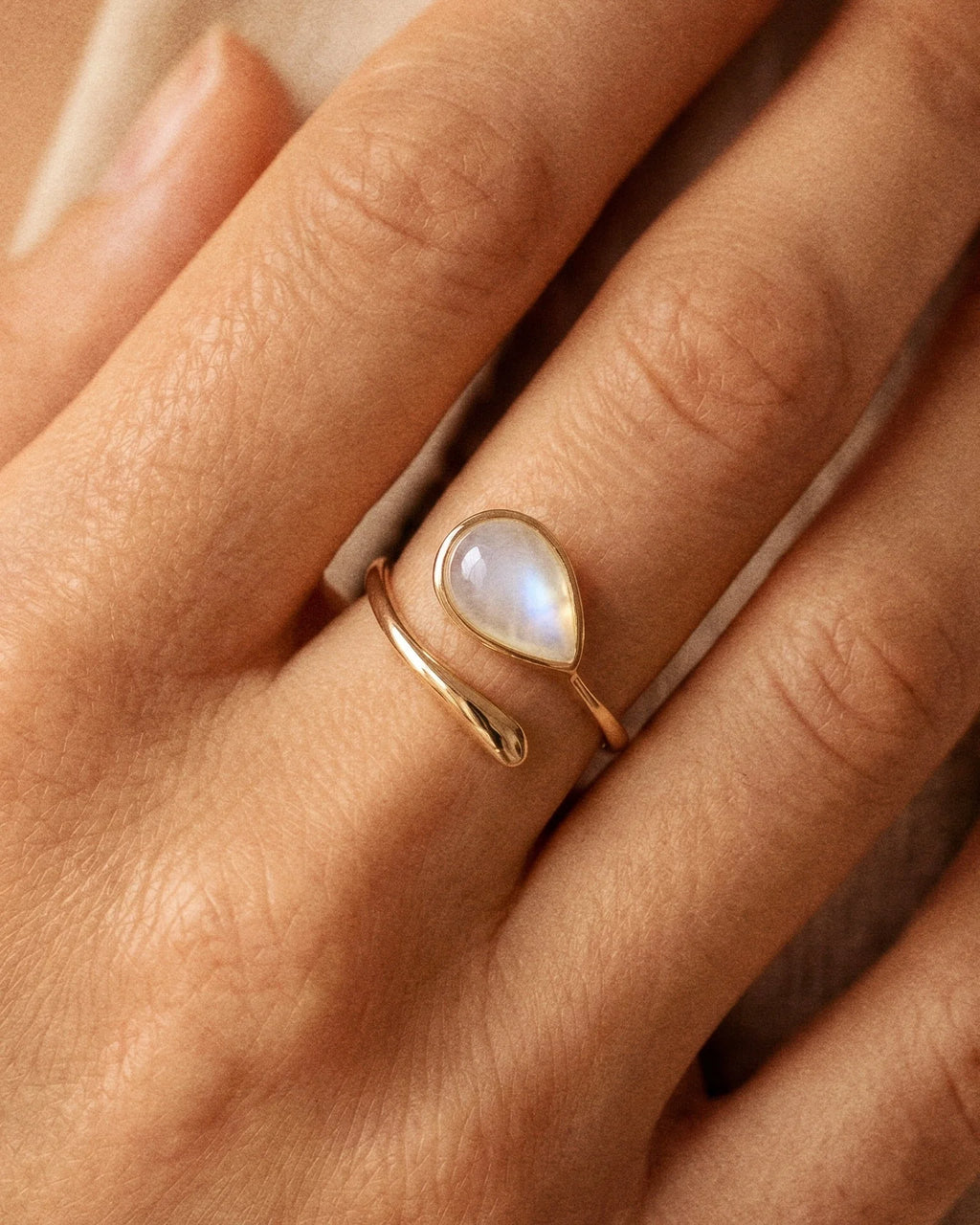 Ivy Gold Teardrop Ring