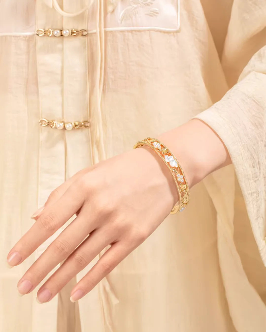 Olivia Two-Piece Pearl & Gold Toned Adjustable Bracelet Set