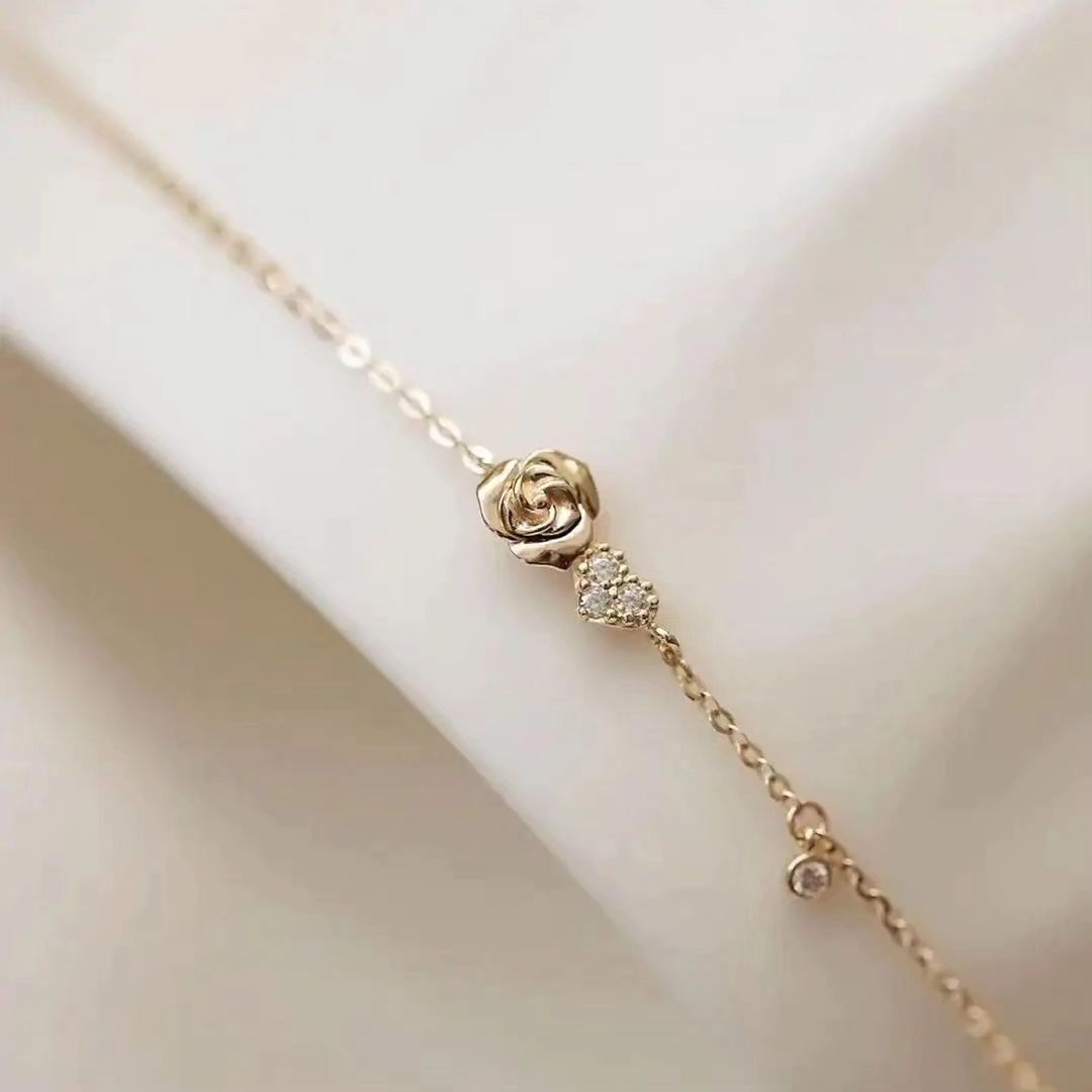 Rose's Heart of Elegance Bracelet