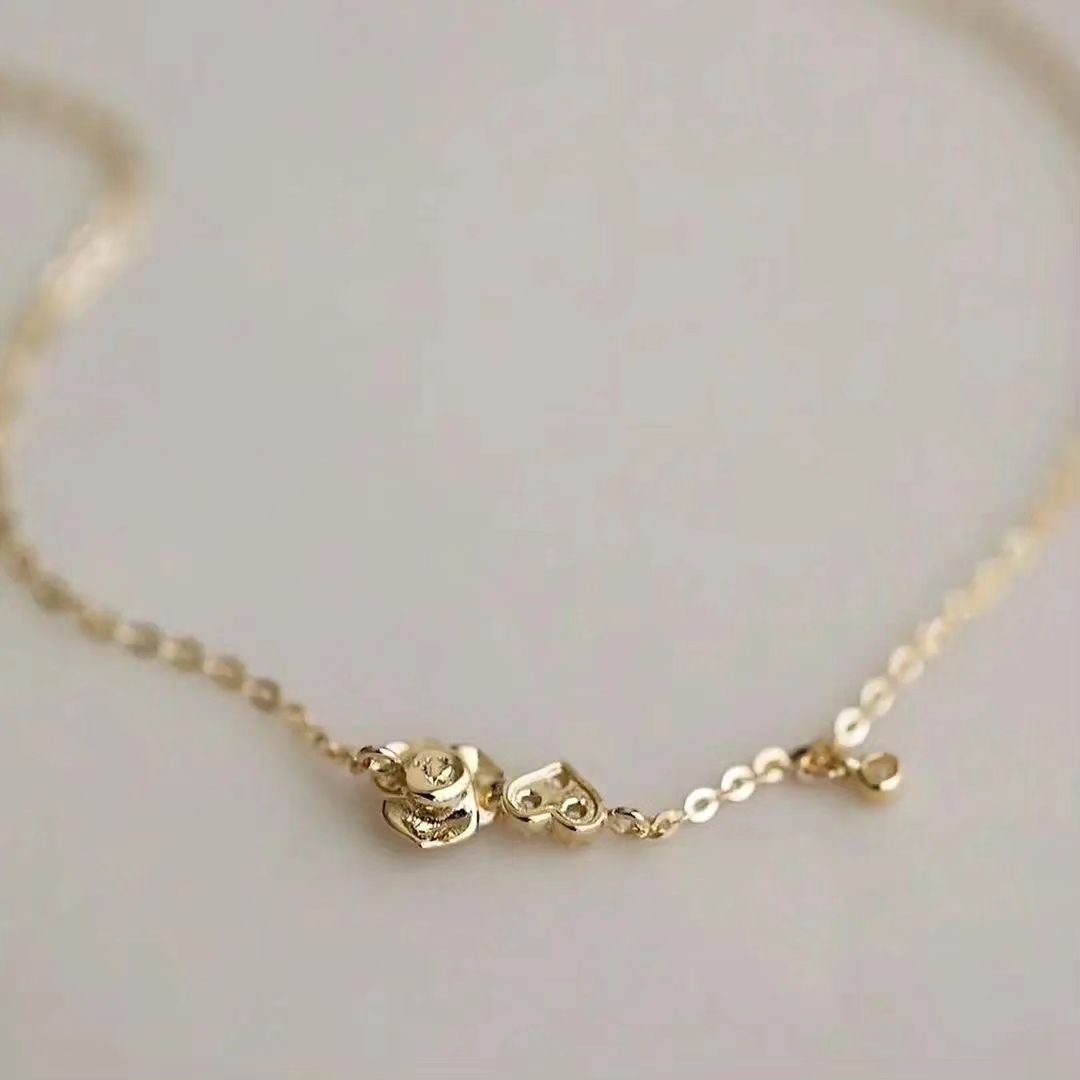 Rose's Heart of Elegance Bracelet