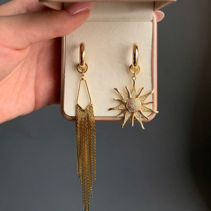 Starry Gold Dangler Earring