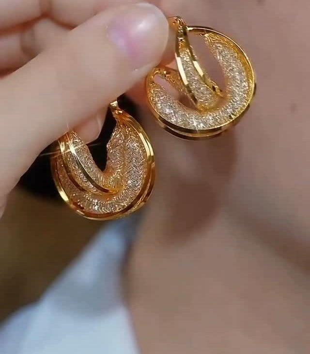 Radiant Swirl Hoops