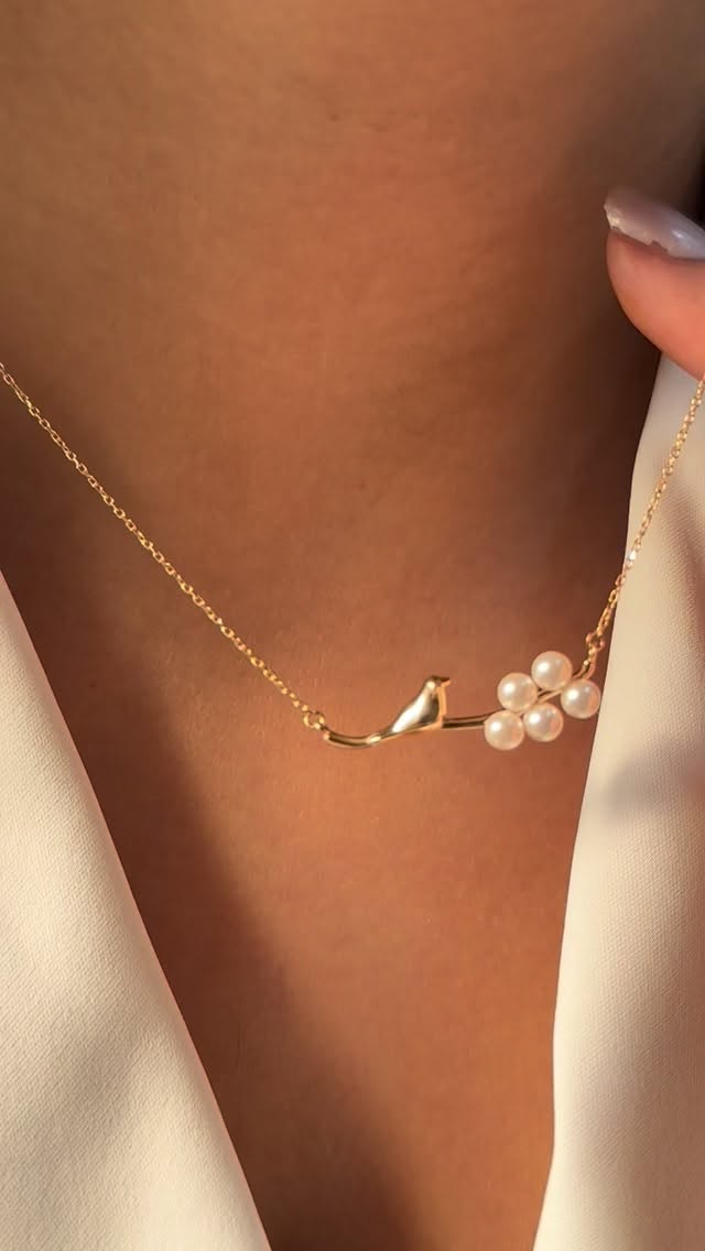 Pearl Whisper Necklace