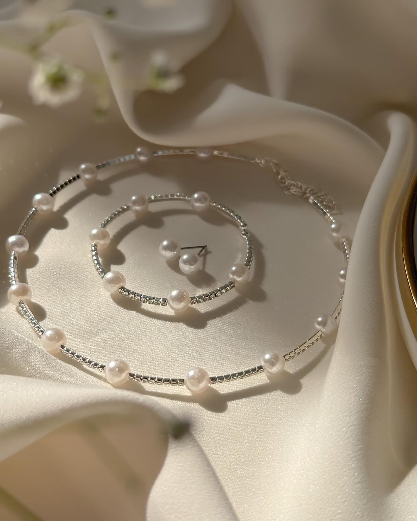 Luna Pearl Harmony Set