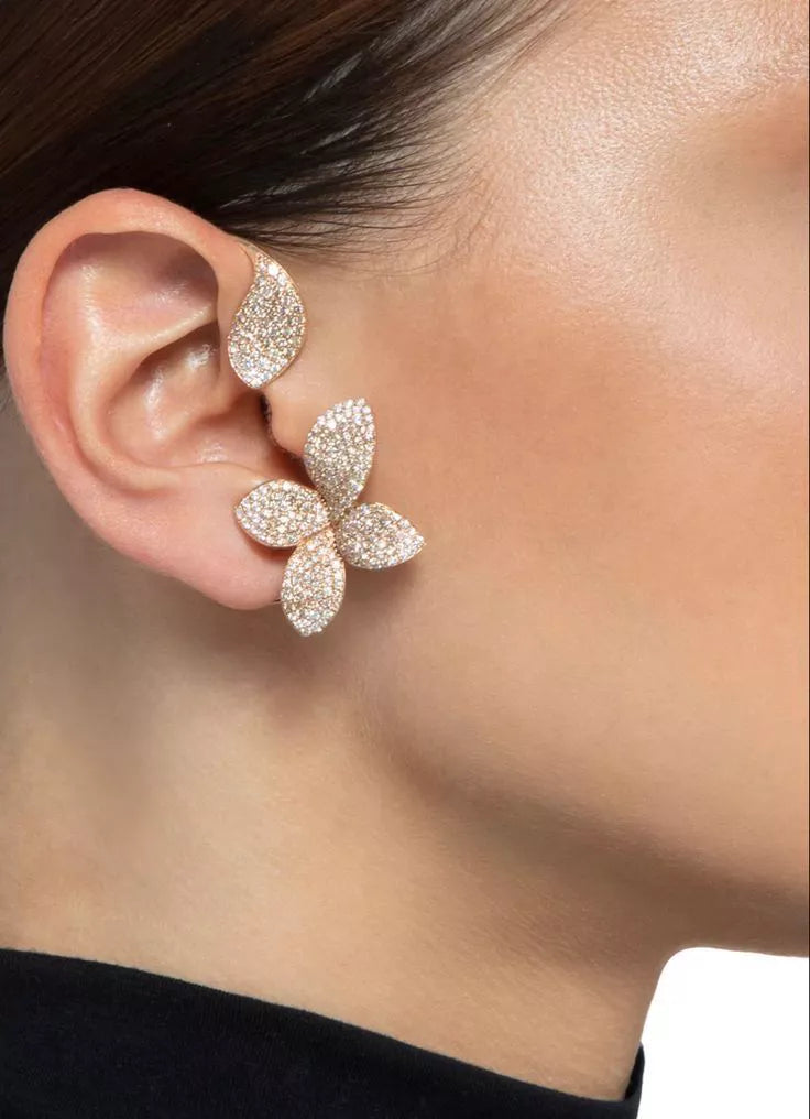 Aureate Whirlflower EarCuff