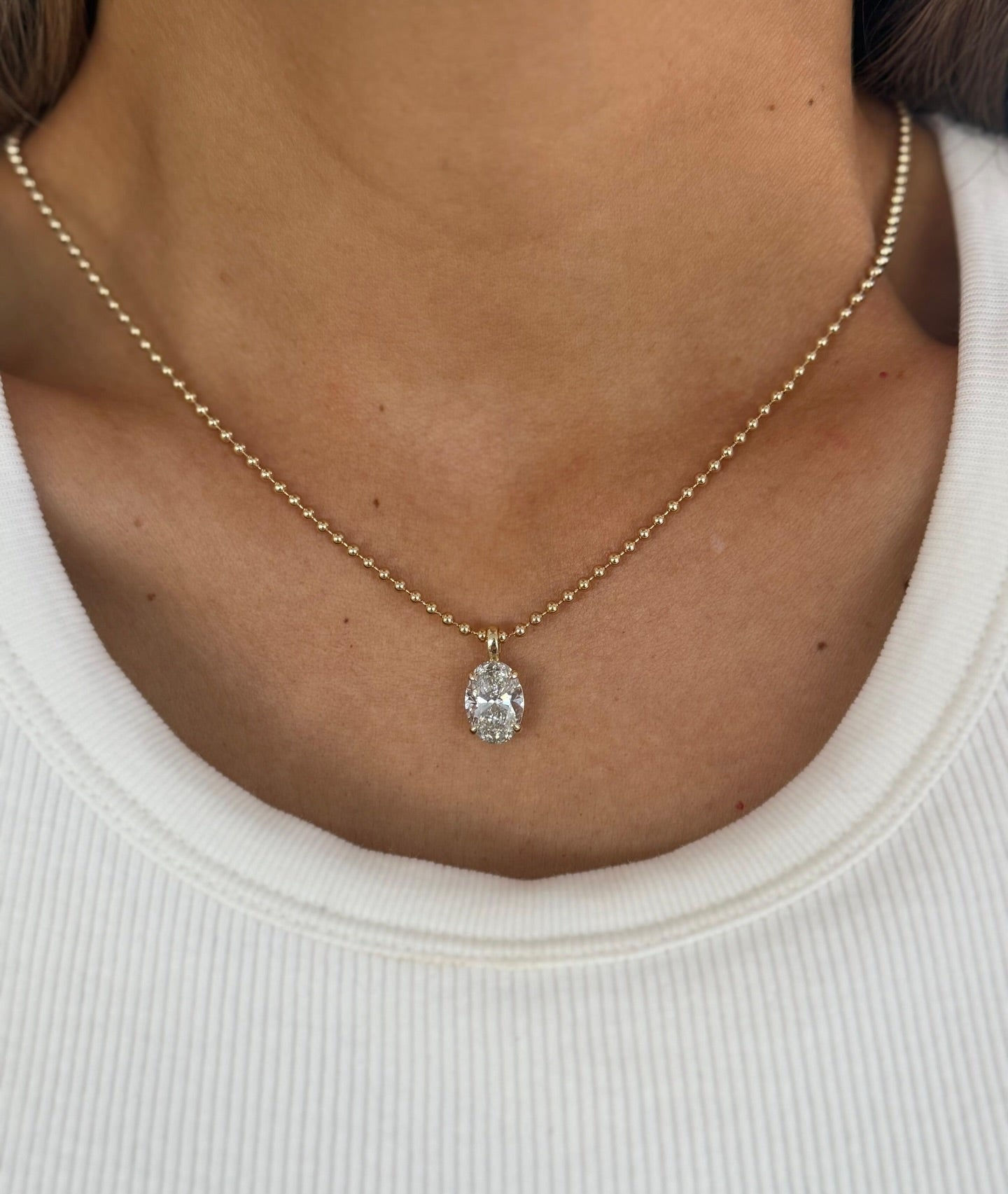 Amora Pendant Necklace