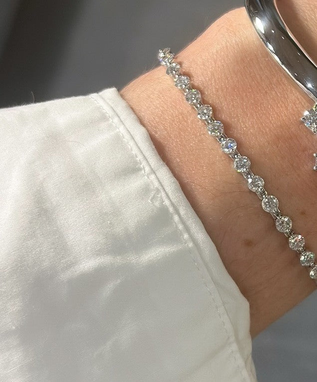 Stellar Curve Cuff