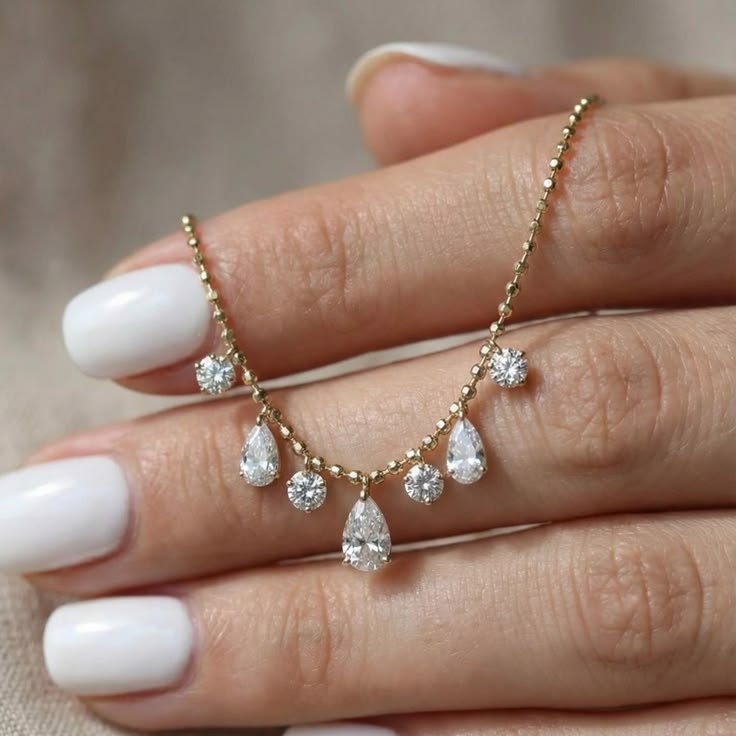 Étoilette Necklace