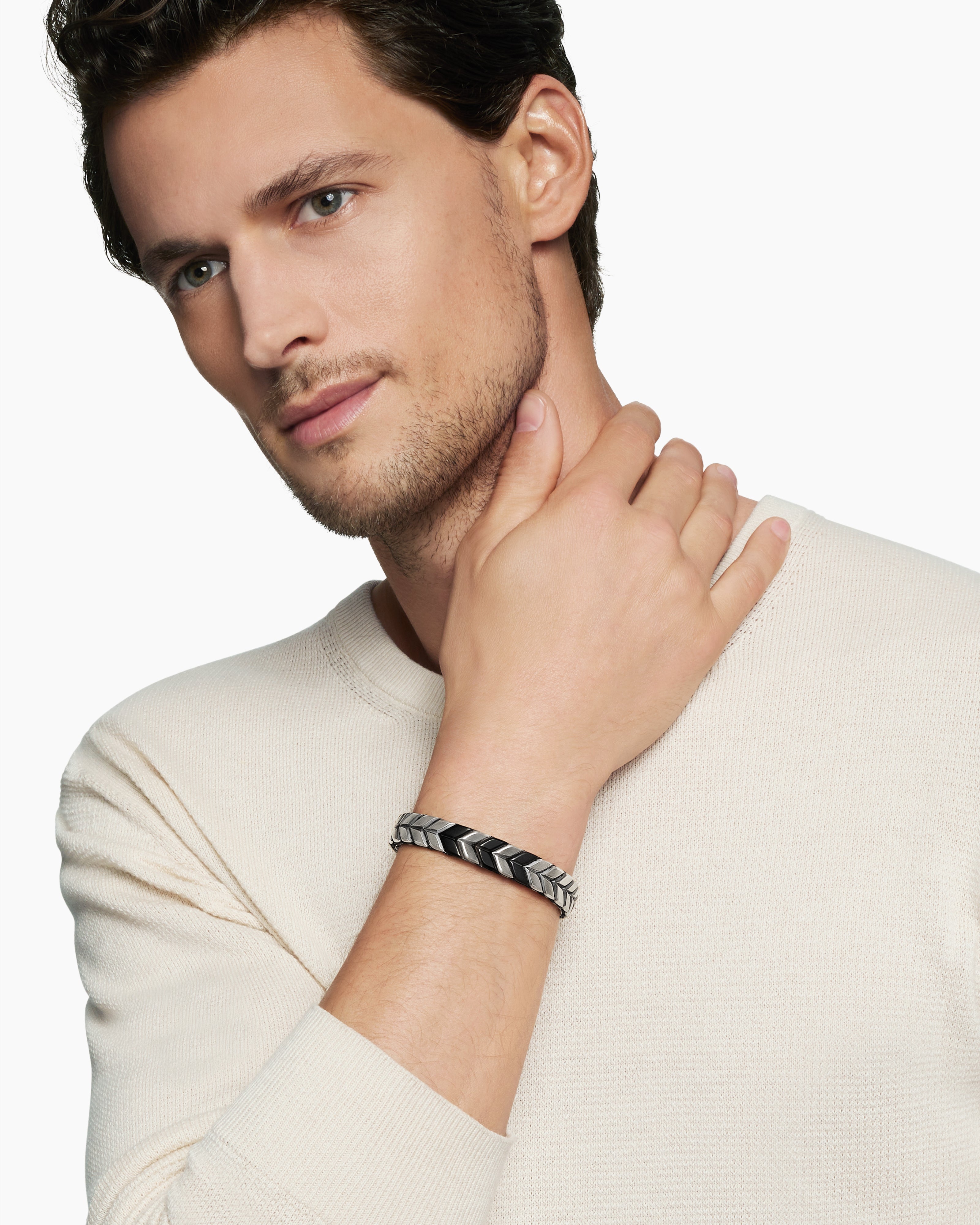 Onyx Vektor Chevron Bracelet
