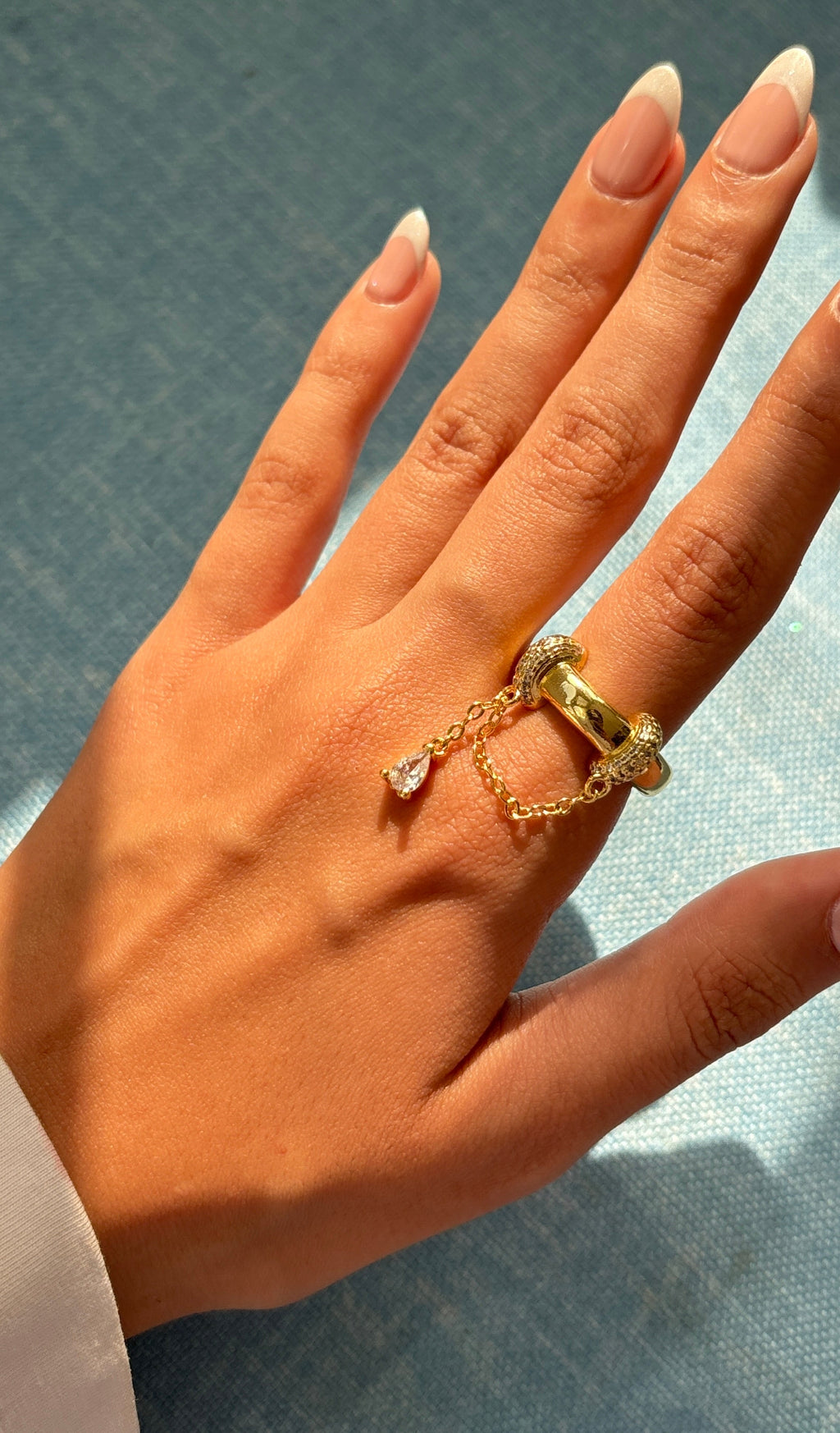 Elara Chain Ring (Size 7)