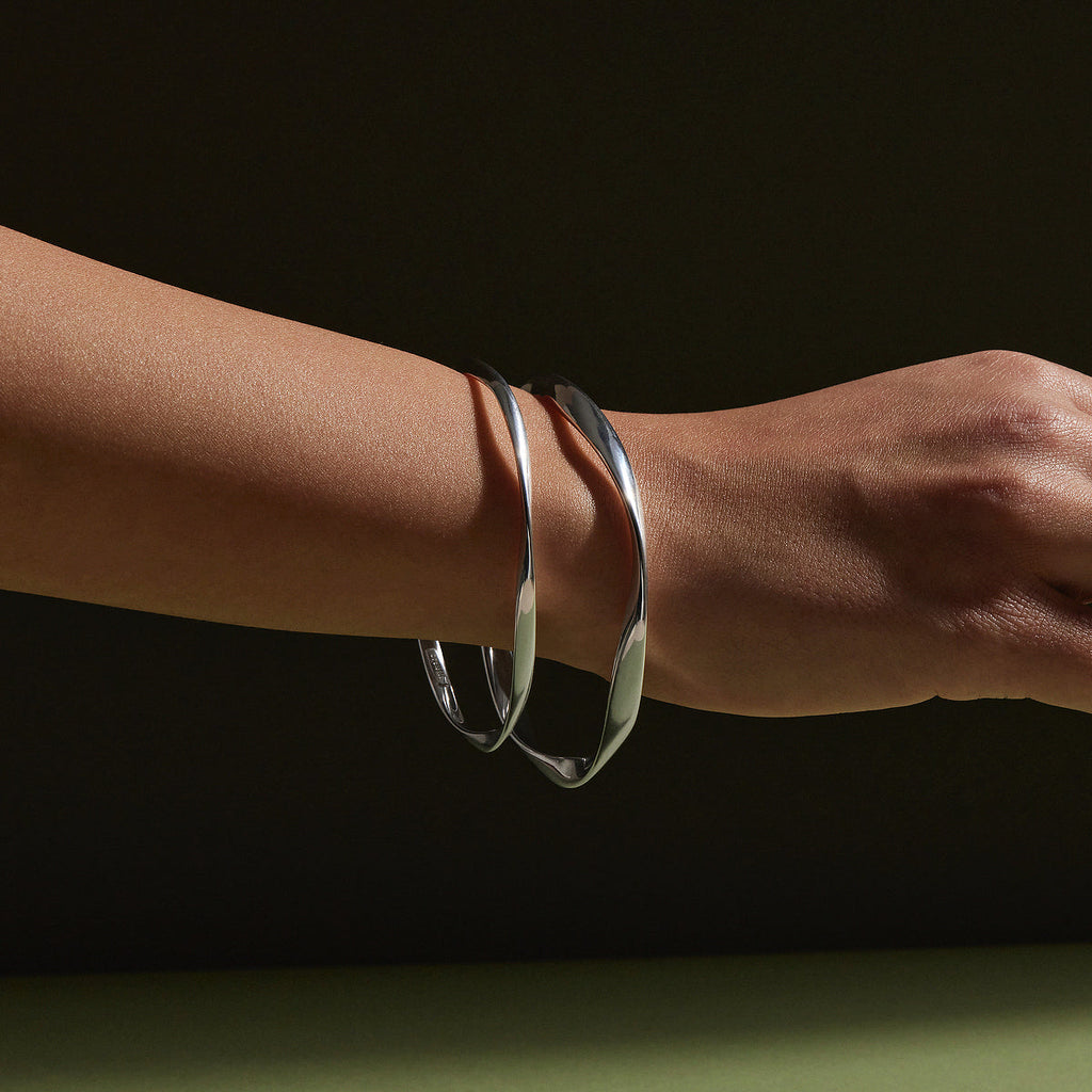 Veyra Sterling Silver Flow Bangle