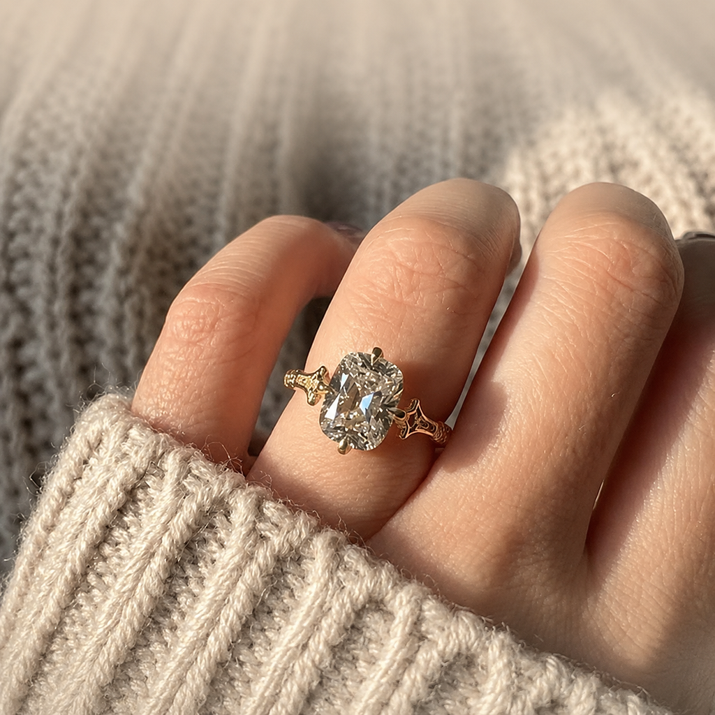 Celeste Oval Star Ring