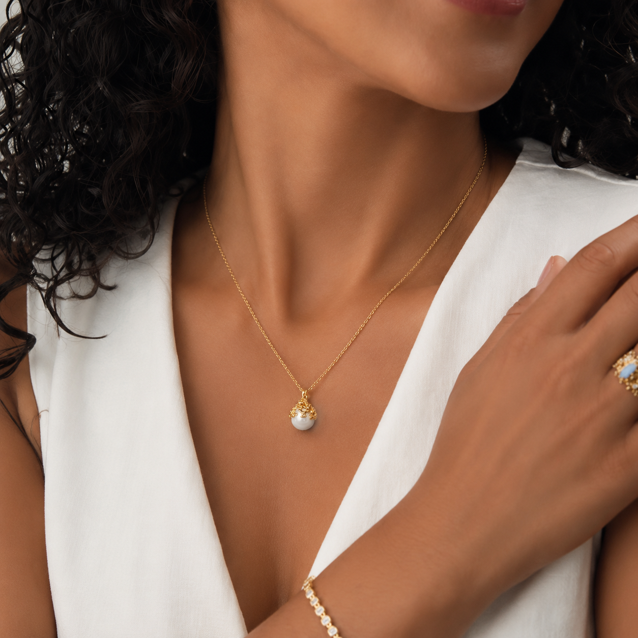Myra Pearl Nest Pendant