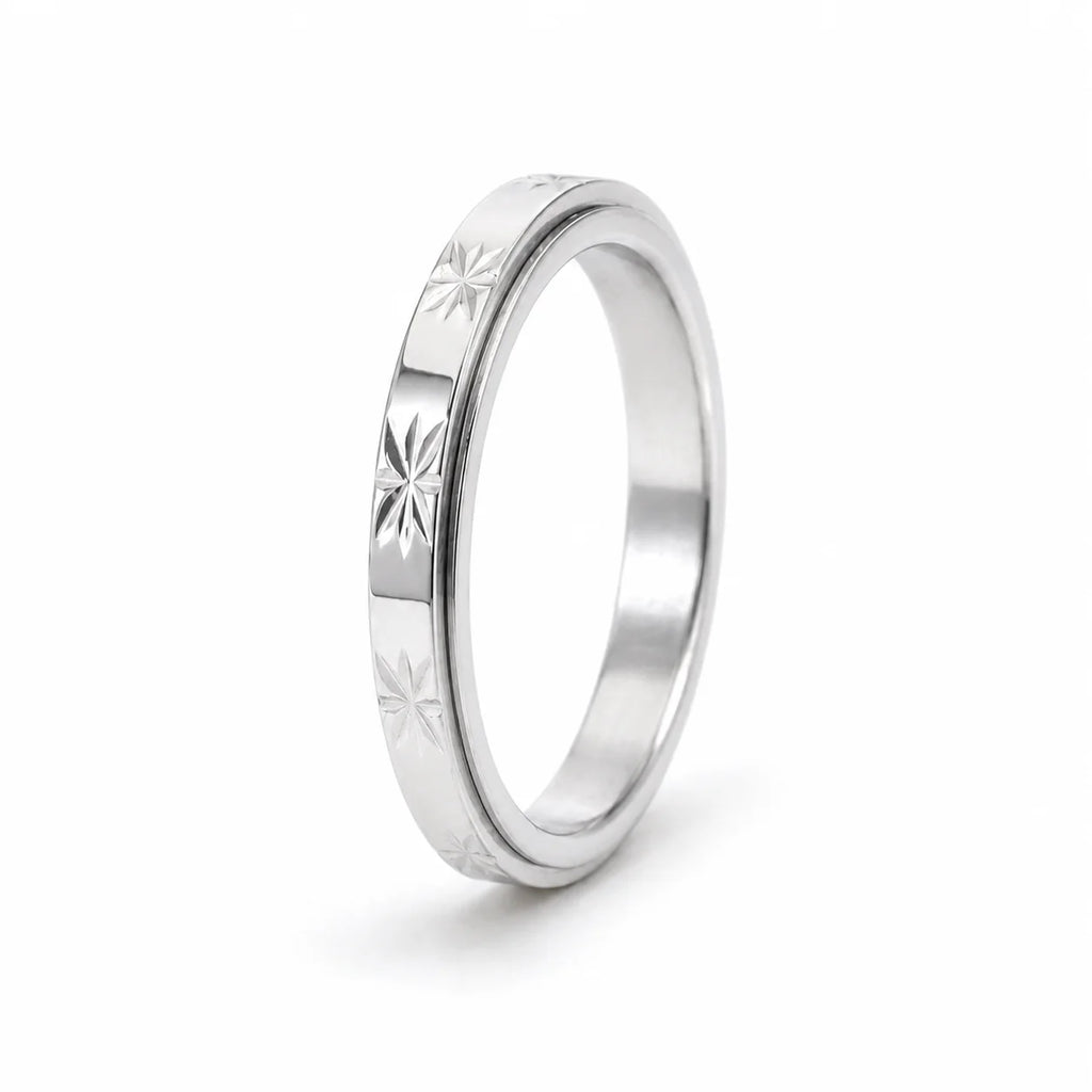Lily Classic Sterling Silver Band Ring