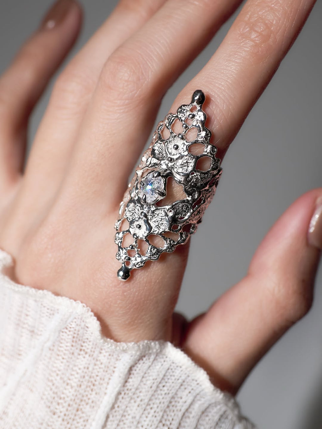 Elara Lace Ring (Size 7)