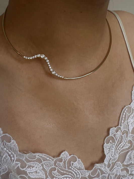 Mireille Wave Collar