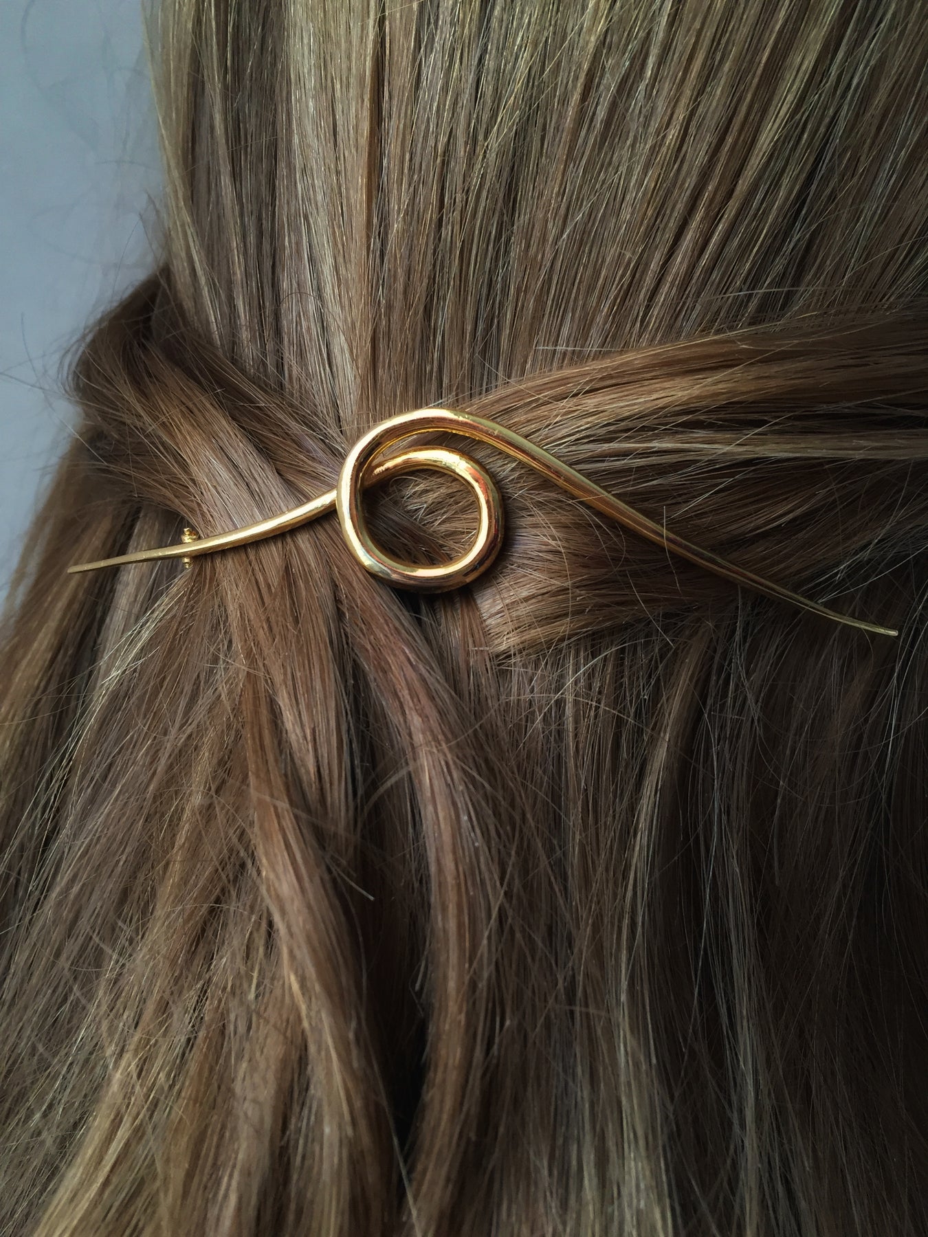 Solstice Loop Hair Pin