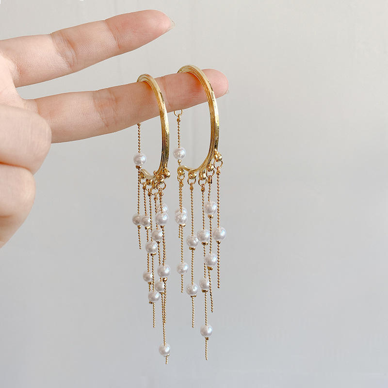 Elaris Pearl Drop Ear Cuff
