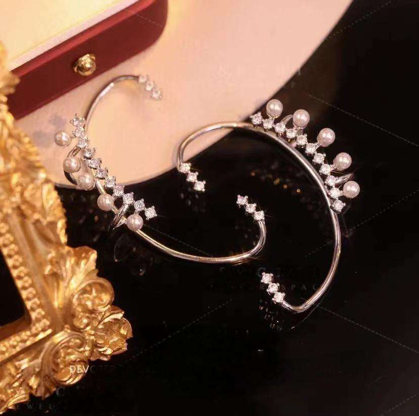 Diana Pearl Ear Cuff Set