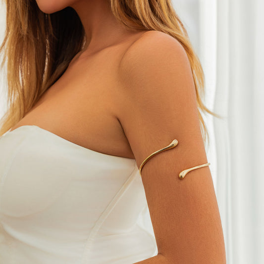 Sculpted Gold Arm Cuff for women