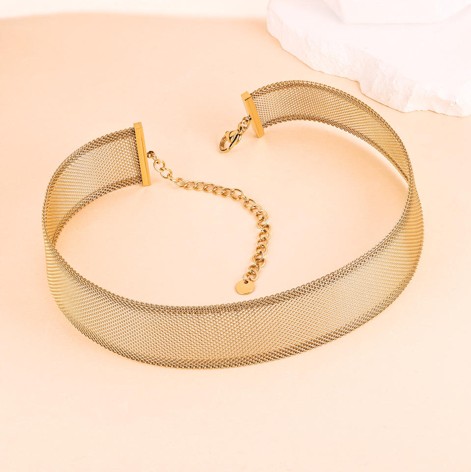 Orphine Mesh Collar