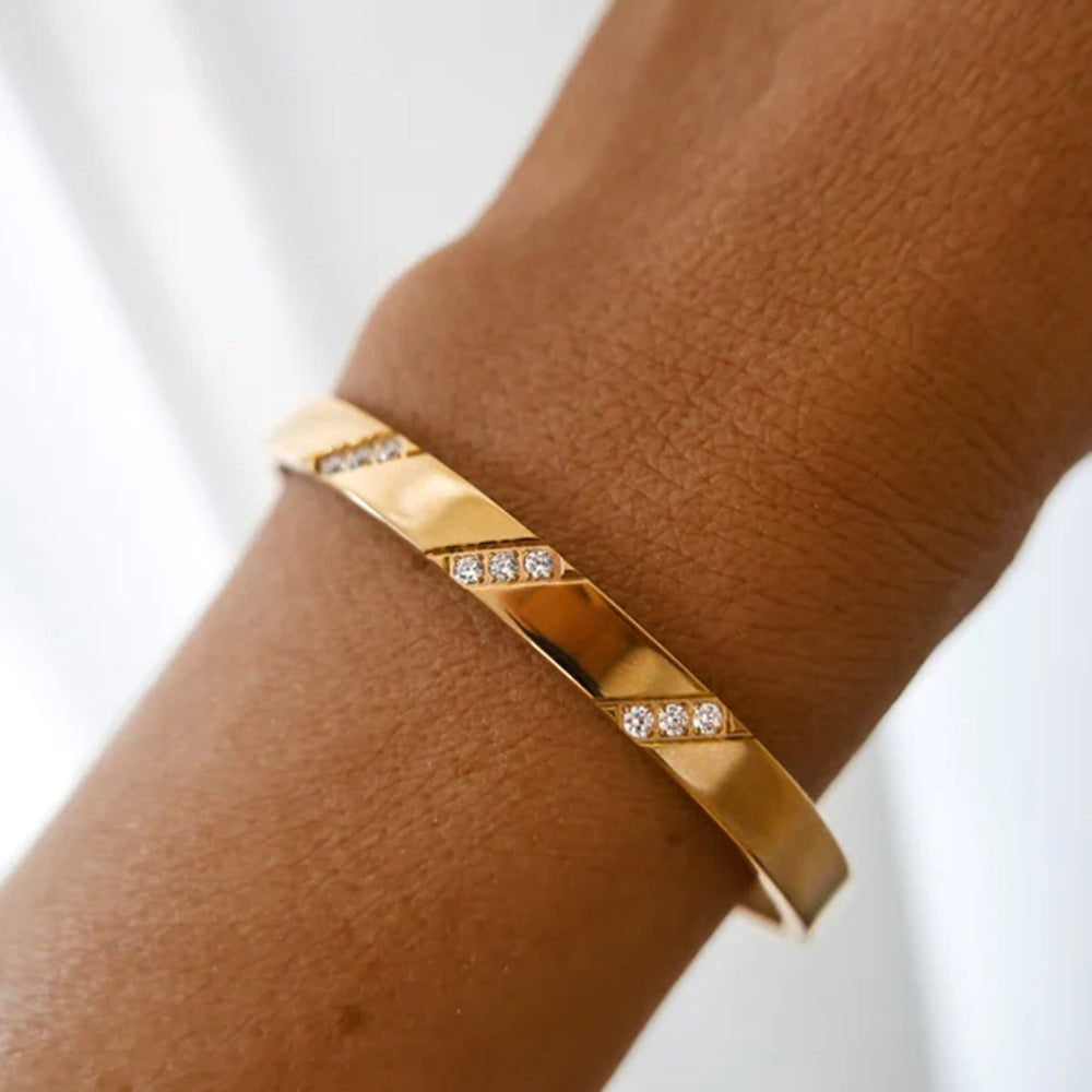 Stackable Splendor Cuff Bracelet Set (5 in 1)