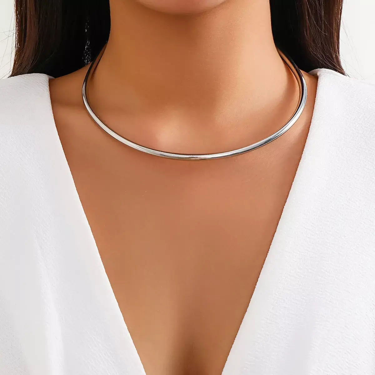 Vera Gold Torque Choker