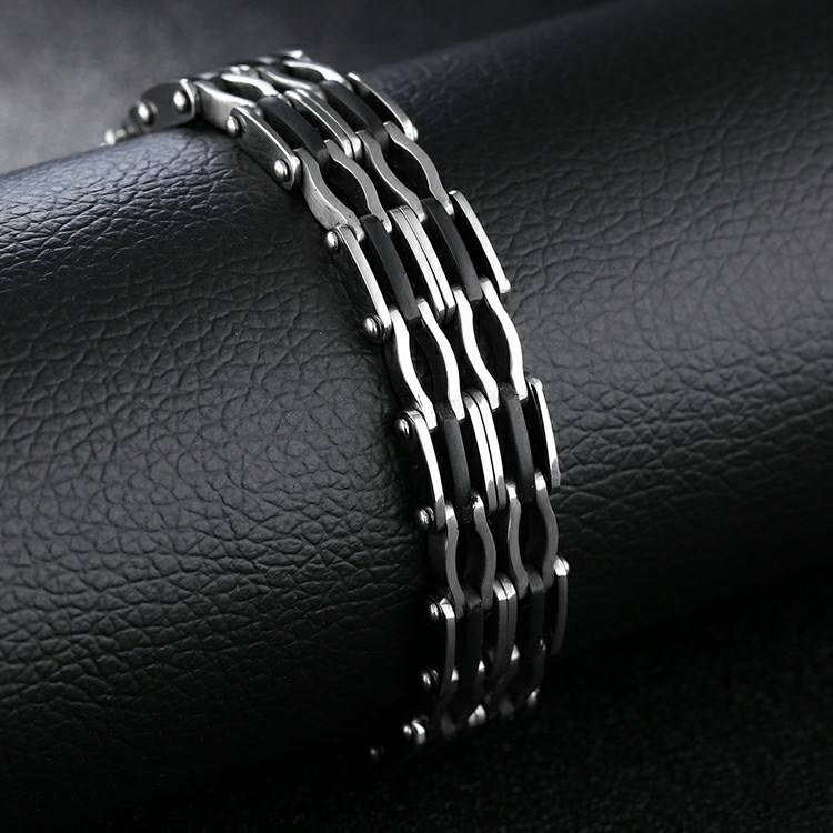 Rovan Triple Rail Link Bracelet for Men